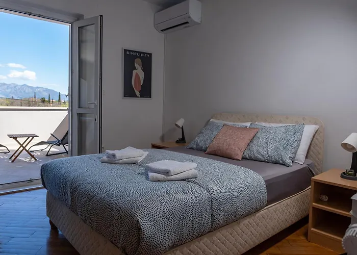 Dubrovnik Airport Tea *